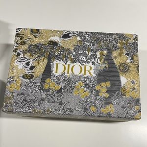 Dior box